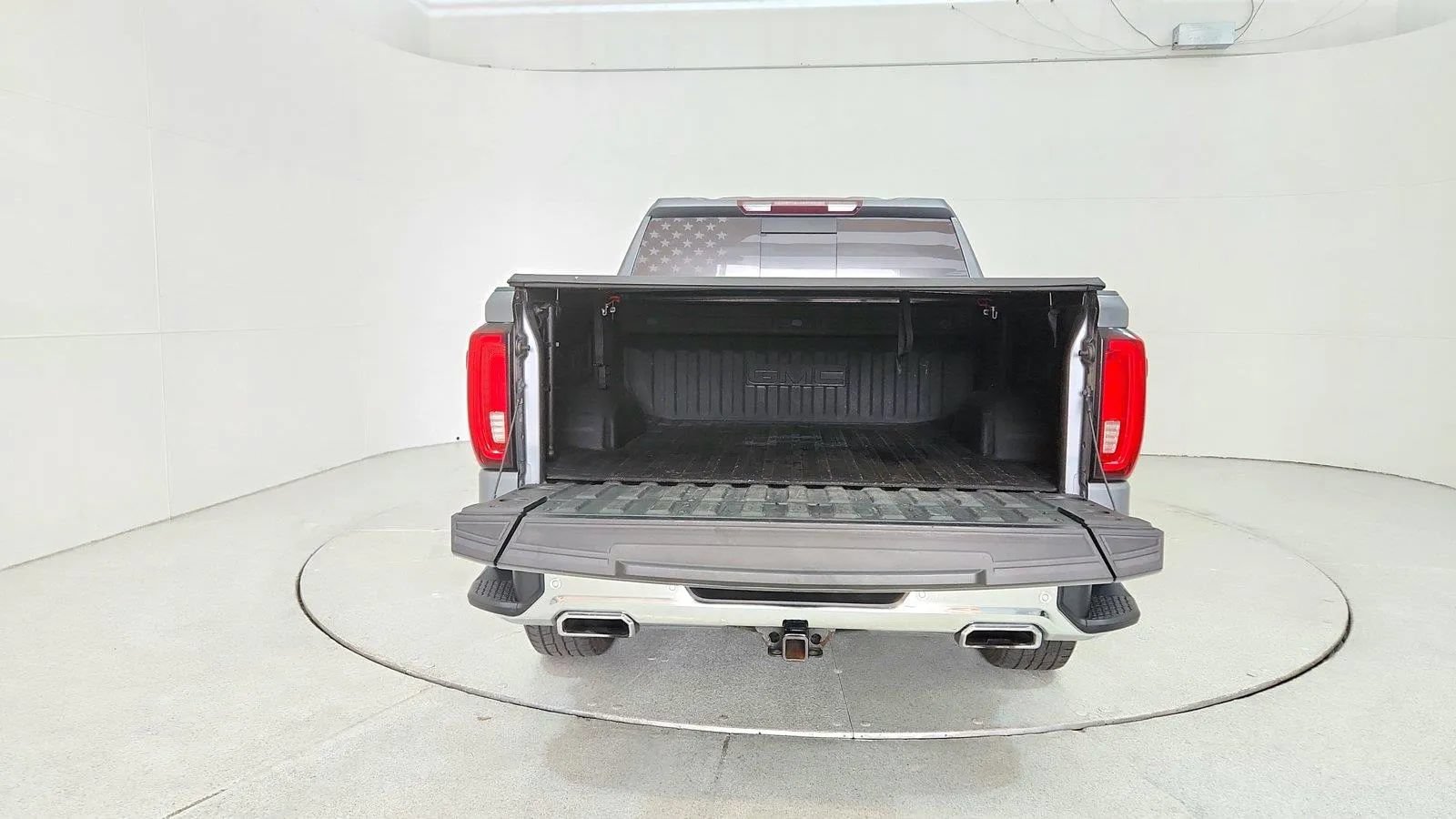Used 2019 GMC Sierra 1500 SLT w/ SLT Premium Plus Package AWD/4WD image 42