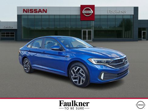 Used 2024 Volkswagen Jetta SEL FWD image 1