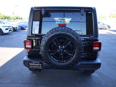 Used 2019 Jeep Wrangler Unlimited Sport AWD/4WD image 6
