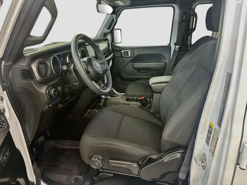 Used 2023 Jeep Wrangler Unlimited w/ Cold Weather Group AWD/4WD image 13