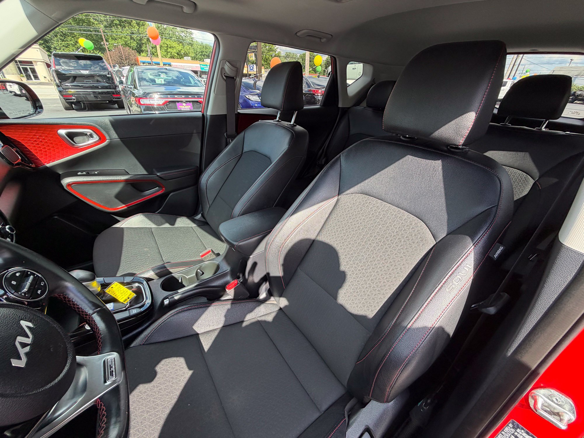 Used 2023 Kia Soul GT-Line FWD image 18
