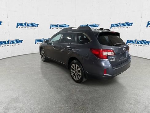 Used 2017 Subaru Outback 3.6R Limited AWD/4WD image 8