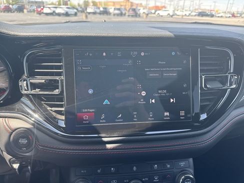 Used 2024 Dodge Durango GT RWD image 30