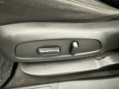 Certified 2019 GMC Acadia SLE image 14