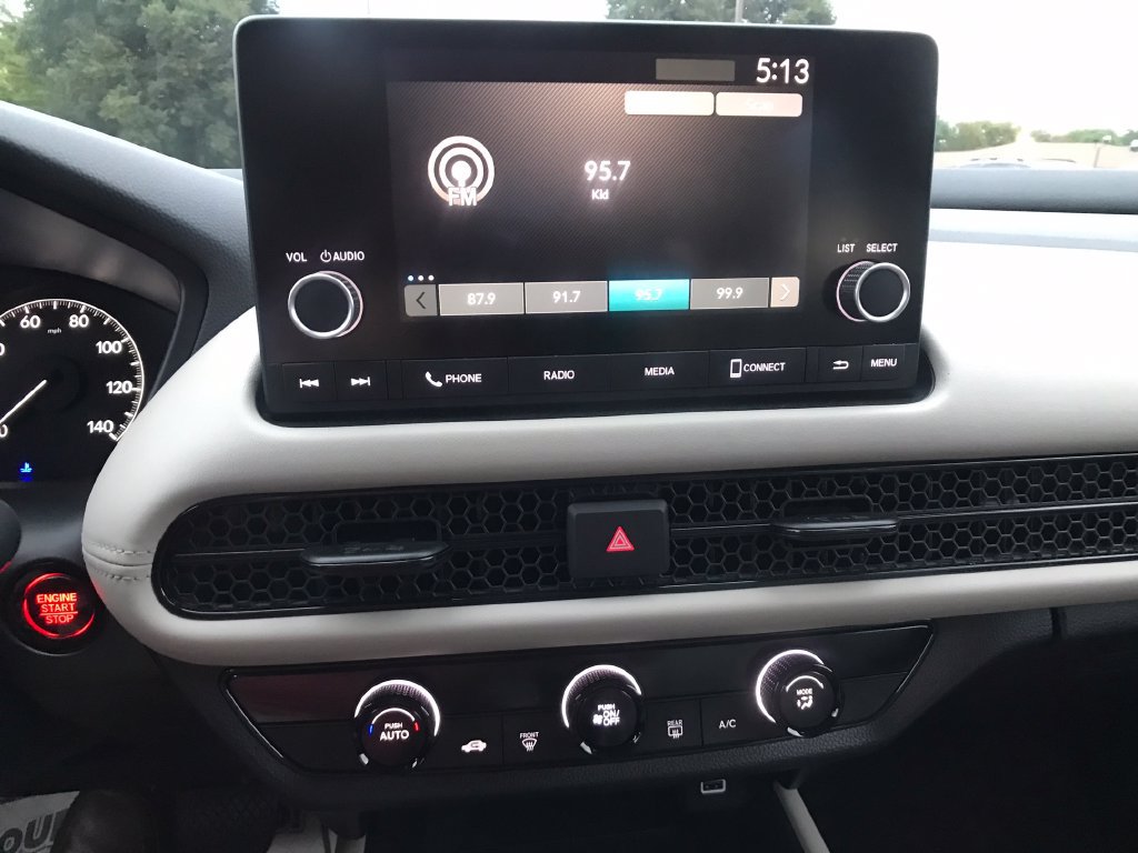 Certified 2024 Honda HR-V LX image 10