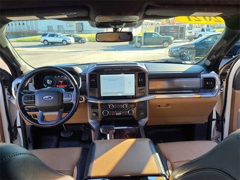 Used 2021 Ford F150 Lariat w/ Equipment Group 502A High image 16