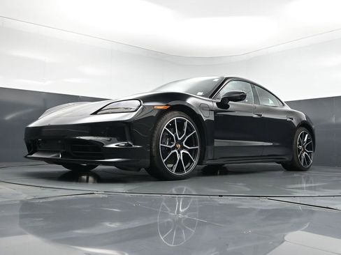 New 2026 Porsche Taycan AWD/4WD image 23