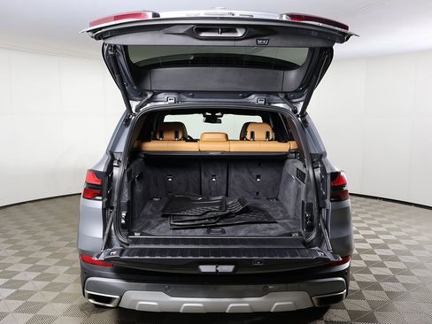 Used 2024 BMW X5 xDrive40i w/ Premium Package image 19