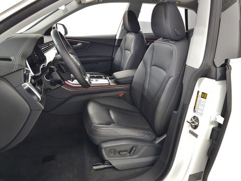 Used 2023 Audi Q8 Prestige AWD/4WD image 18