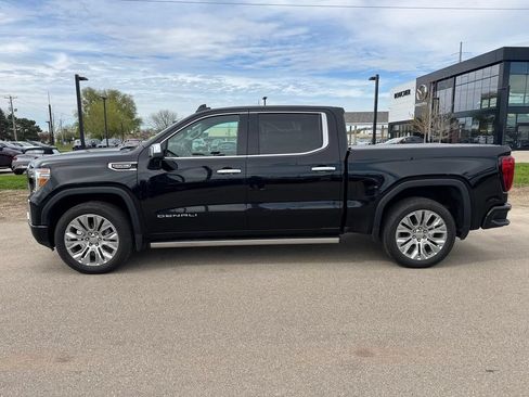 Used 2021 GMC Sierra 1500 Denali w/ Denali Premium Package AWD/4WD image 3
