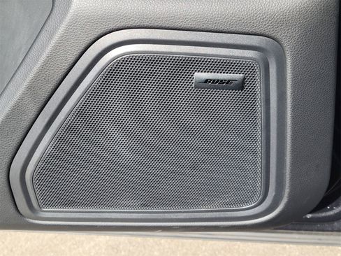 Used 2025 Porsche Macan Loaner image 24