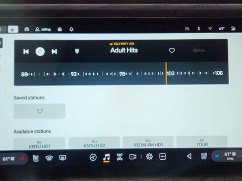 Used 2024 Rivian R1S Adventure image 51