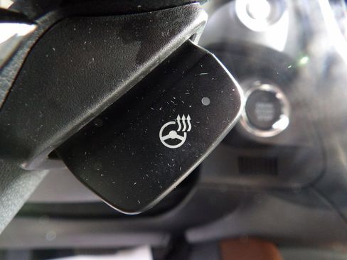 Used 2025 Subaru Forester Touring w/ Popular Package - Touring image 22