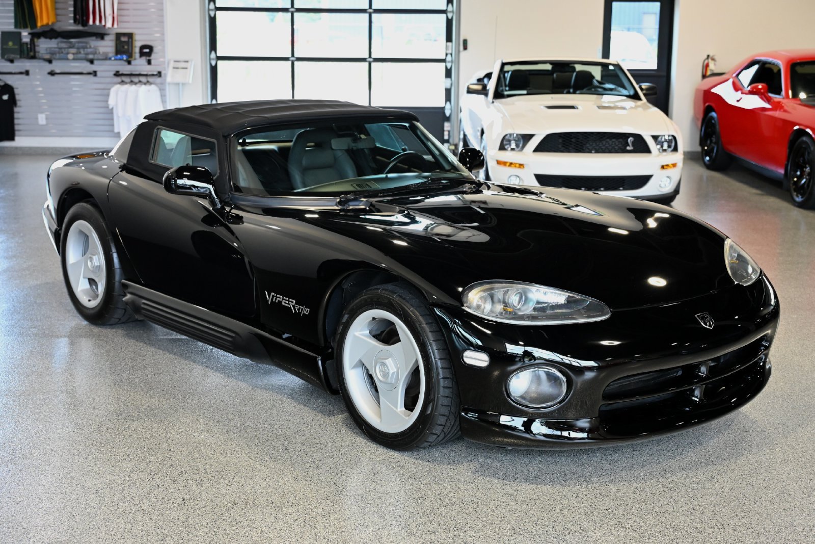 Used 1994 Dodge Viper RT/10 RWD image 4