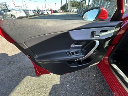 Used 2019 Mercedes-Benz A 220 4MATIC image 12