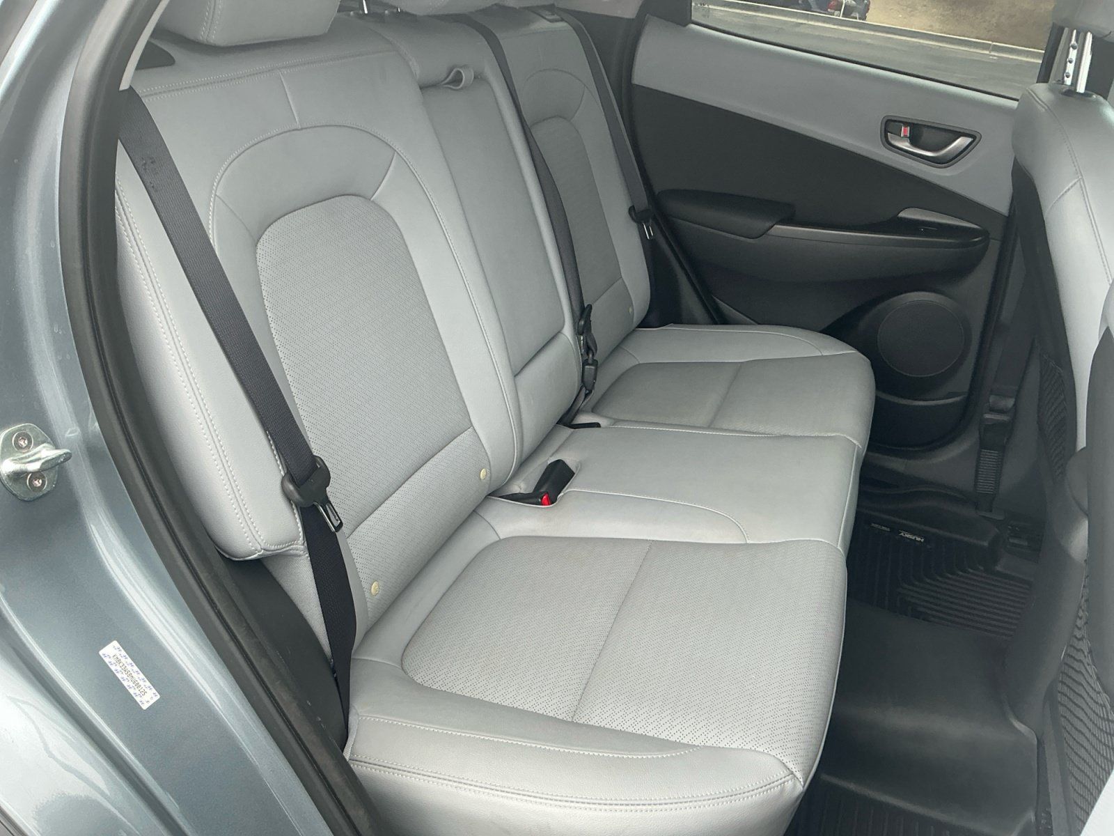 Used 2021 Hyundai Kona Limited FWD image 18