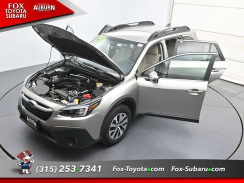 Used 2020 Subaru Outback Premium AWD/4WD image 42