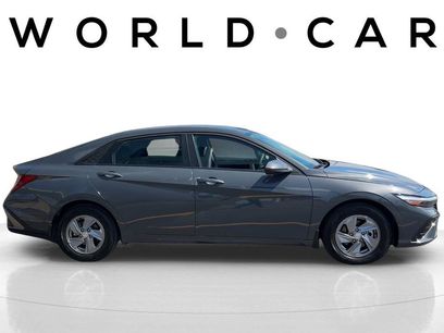 Certified 2025 Hyundai Elantra SE