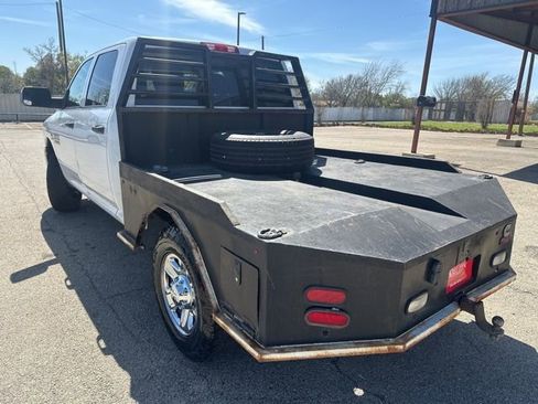 Used 2014 RAM 2500 Tradesman w/ Chrome Appearance Group image 17