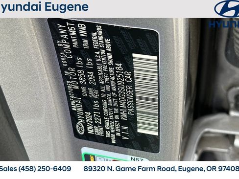 Used 2025 Hyundai Elantra Sport w/ Cargo Package image 36