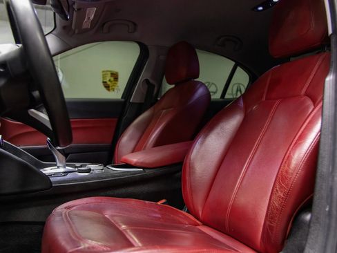 Used 2020 Alfa Romeo Giulia w/ Nero Edizione image 21