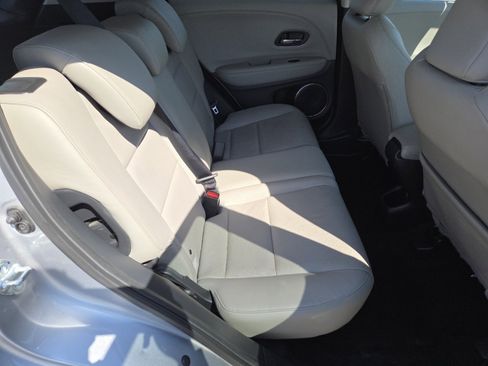 Used 2021 Honda HR-V EX-L image 23