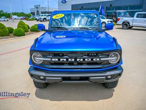 Certified 2023 Ford Bronco Outer Banks AWD/4WD image 2