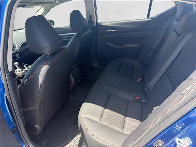 Used 2025 Nissan Altima 2.5 SR FWD image 14