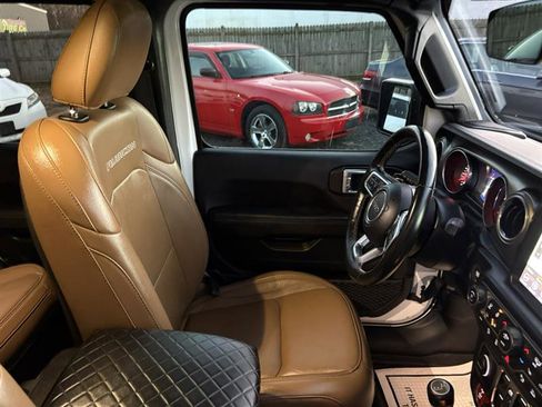 Used 2021 Jeep Gladiator Rubicon image 22