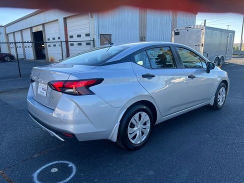 Used 2024 Nissan Versa S w/ Trunk Package image 5