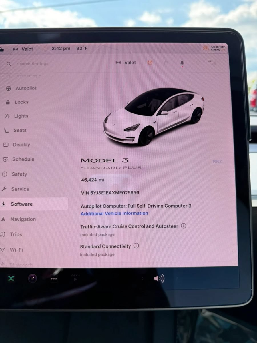 Used 2021 Tesla Model 3 Standard Range Plus RWD image 18