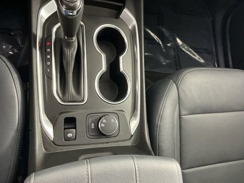 Used 2020 Chevrolet Traverse LT w/ LT Premium Package AWD/4WD image 30