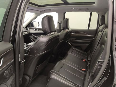Used 2022 Jeep Grand Cherokee Limited 4xe AWD/4WD image 18