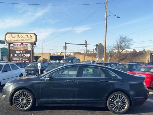 Used 2014 Lincoln MKZ AWD image 3