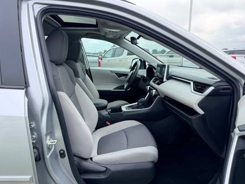 Used 2023 Toyota RAV4 XLE w/ Convenience Package AWD/4WD image 11