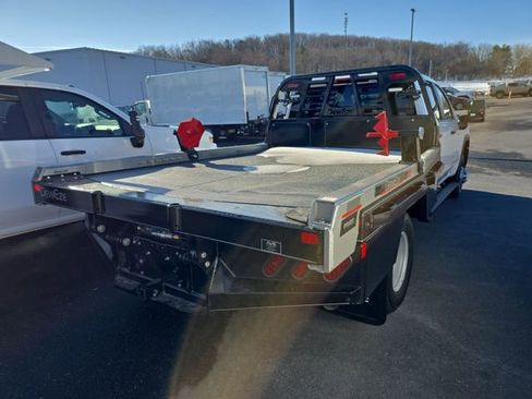 New 2026 GMC Sierra 3500 Pro w/ Convenience Package image 5