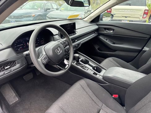 Used 2024 Honda Accord EX image 13