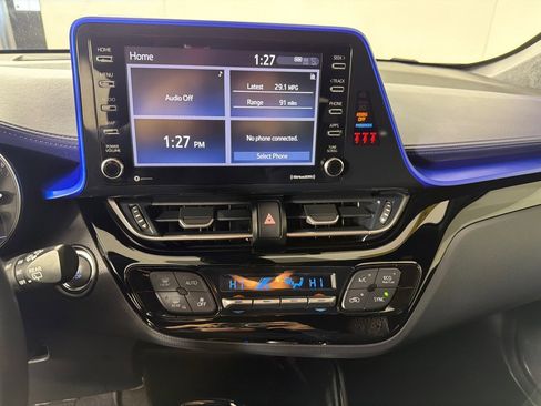 Used 2020 Toyota C-HR XLE image 19