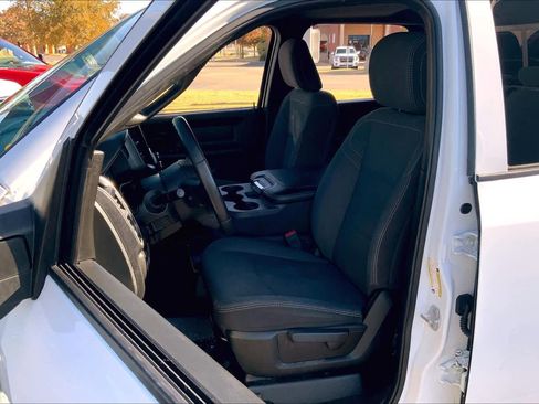 Used 2024 RAM 2500 Tradesman w/ Towing Technology Group image 7