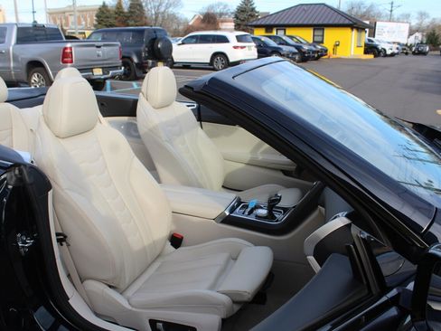 Used 2022 BMW 840i xDrive Convertible w/ Driving Assistance Package image 21