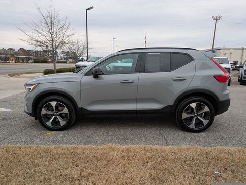 New 2026 Volvo XC40 B5 Plus w/ Protection Package Premier image 7
