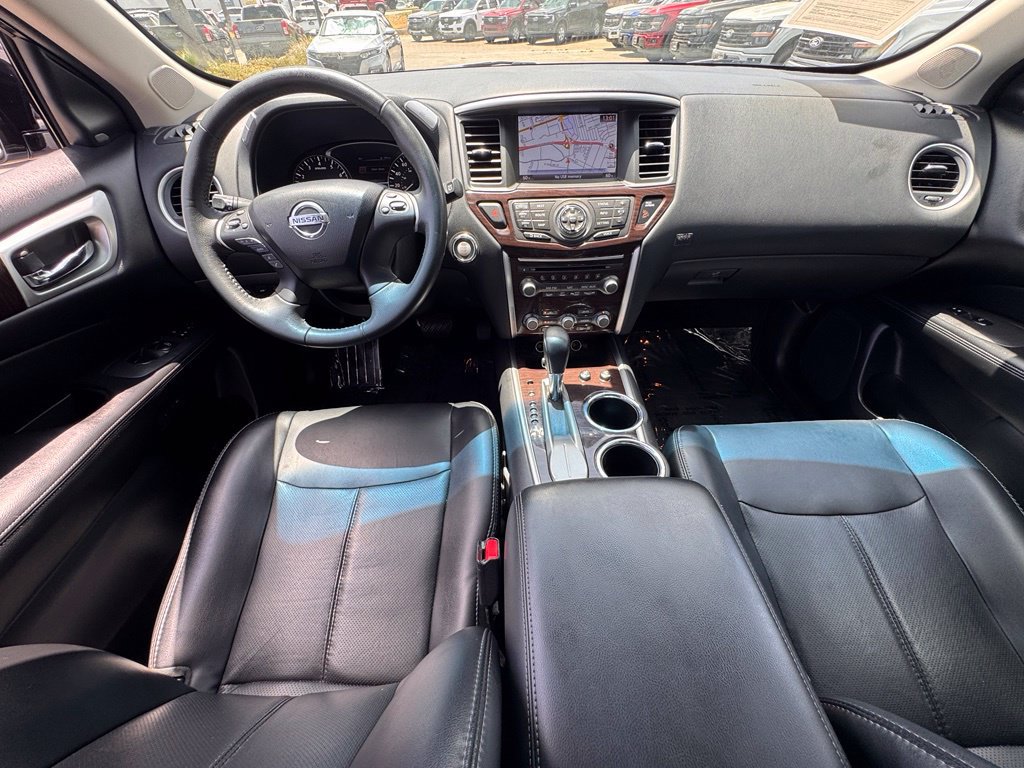 Used 2015 Nissan Pathfinder Platinum w/ Cargo Package FWD image 28