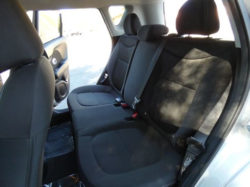 Used 2018 Kia Soul image 43