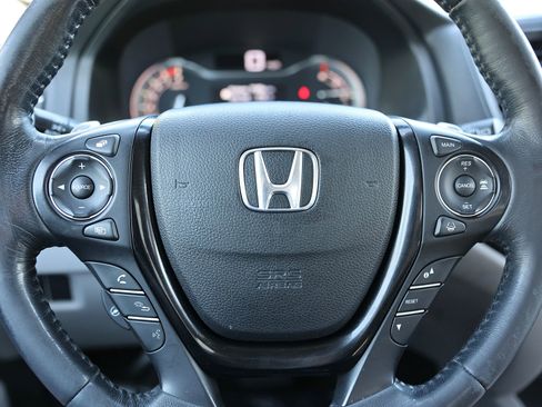 Used 2017 Honda Pilot Elite image 43