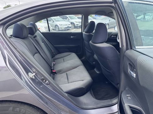 Used 2017 Honda Accord LX image 15