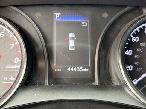 Used 2023 Toyota Camry SE image 21