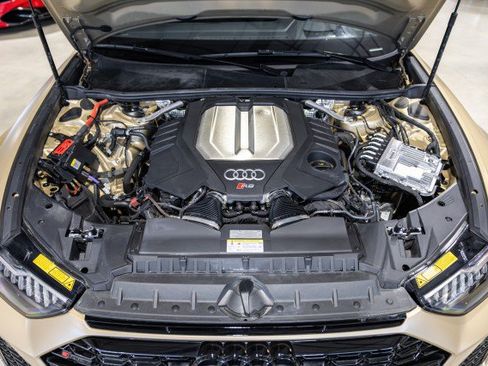 Used 2025 Audi RS 6 performance AWD/4WD image 23