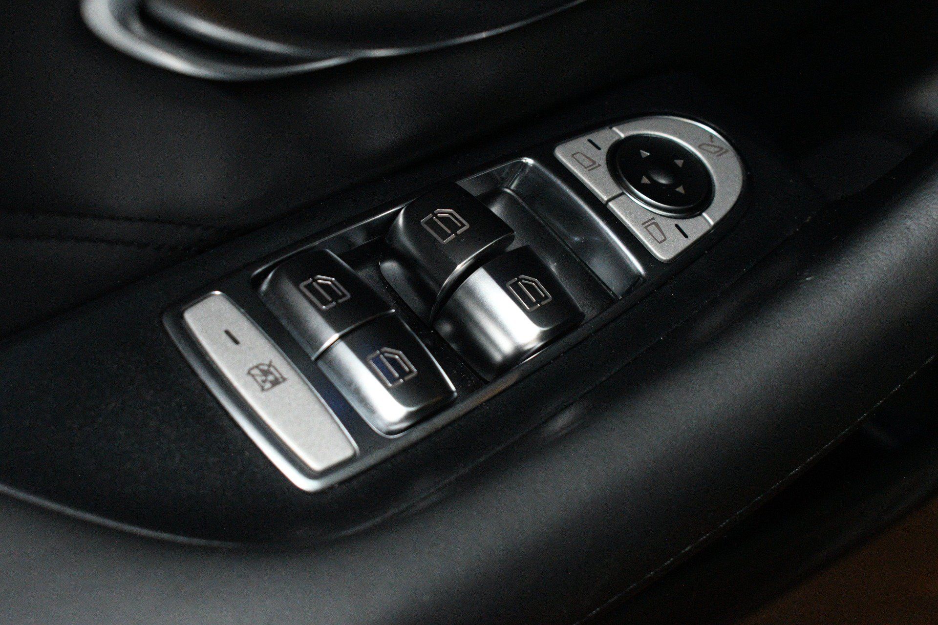 Used 2021 Mercedes-Benz E 53 AMG 4MATIC Sedan image 40