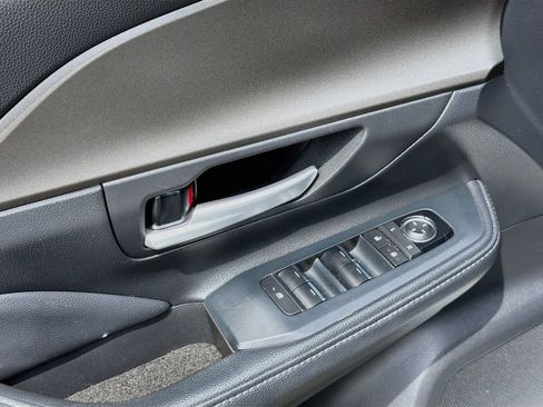 Used 2024 Toyota Grand Highlander AWD image 18