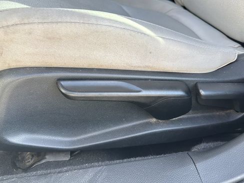 Used 2019 Honda Accord LX image 11